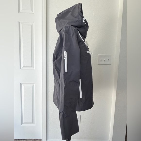 Free People Movement Blizzard Bliss Ski Jacket Hooded Snowboarding Sz XS Anorak - Picture 16 of 16